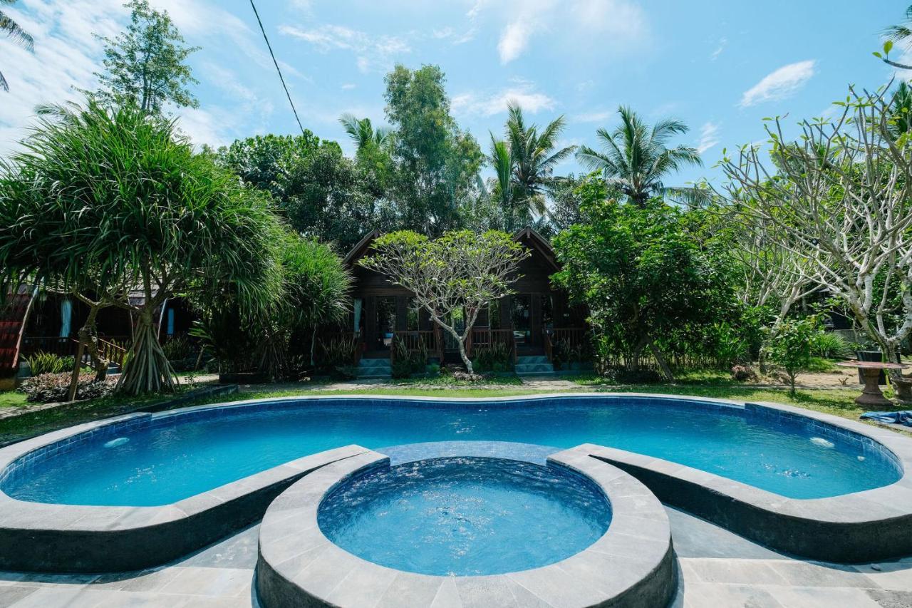 Adi Bungalow Nusa Penida Redpartner Ped Exterior foto